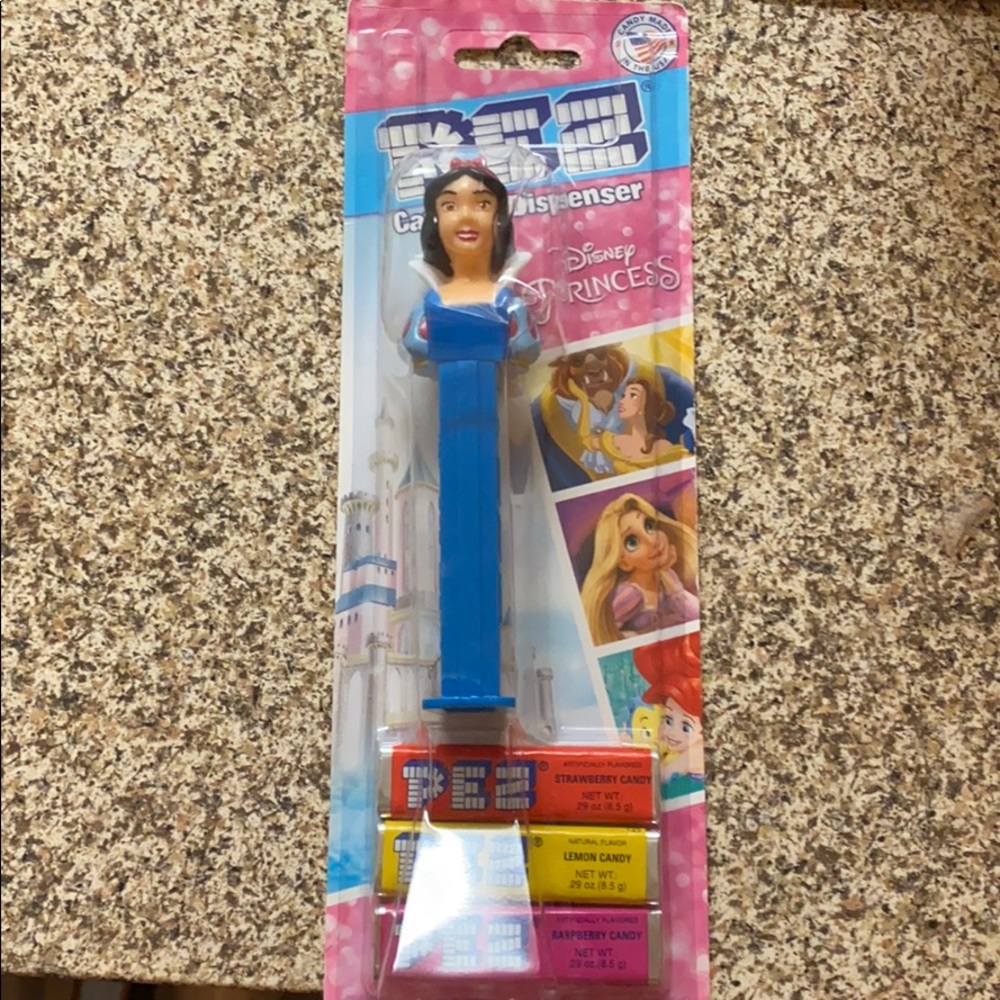 Disney Princesses Snow White Pez Dispenser